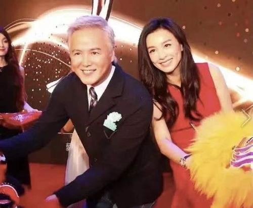 399娱乐圈吃瓜,揭秘明星幕后故事，吃瓜群众狂欢盛宴